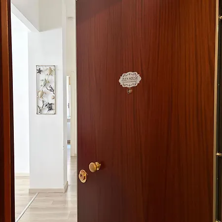 Zuly House * Savona